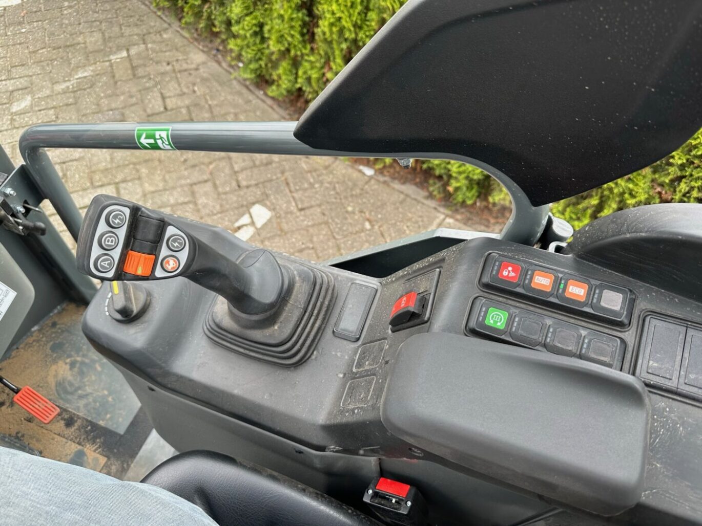 CAFF36E6 497D 4B9C 934F 81EE547CFFAD